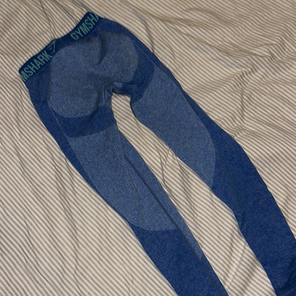 Xs gym shark leggings - Picture 4 of 4